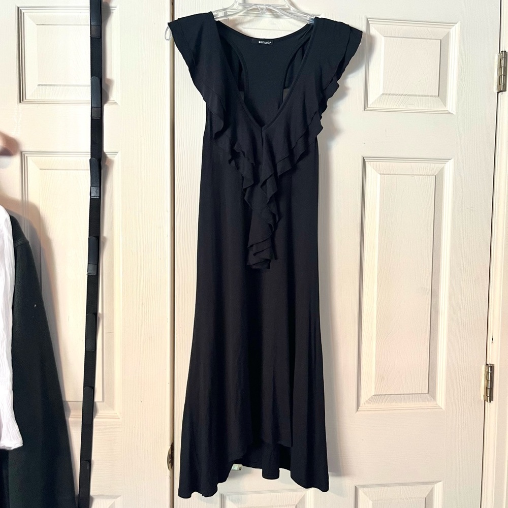 Medium black flowy dress, low cut